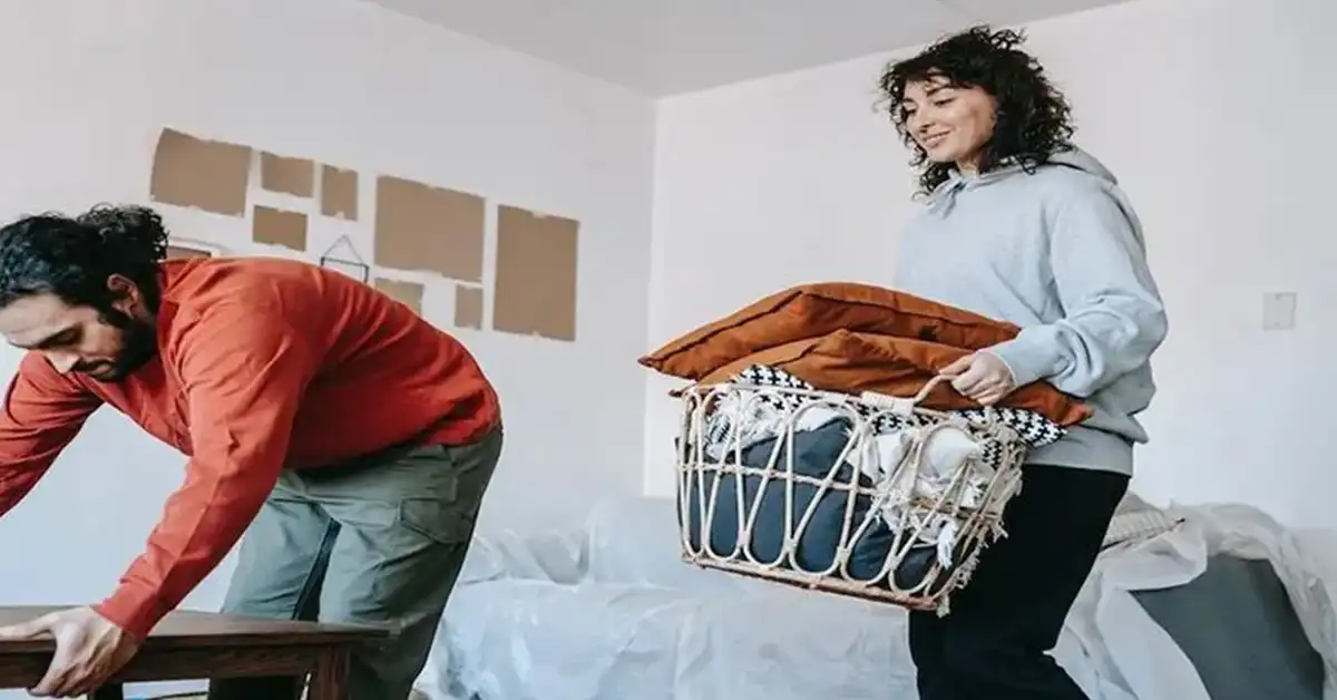 7 Ways to Declutter Your Living Room in 30 Minutes or Less