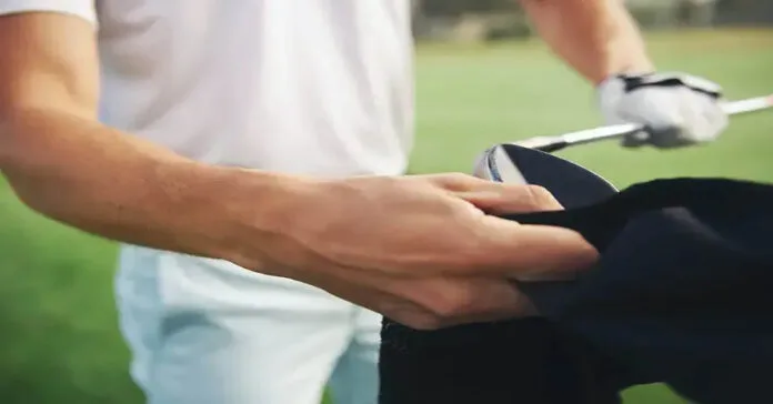 How to Store Golf Clubs