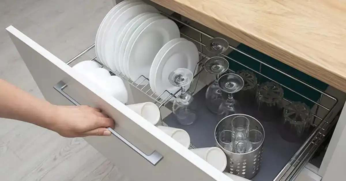 6 Ways to Declutter Your Kitchen