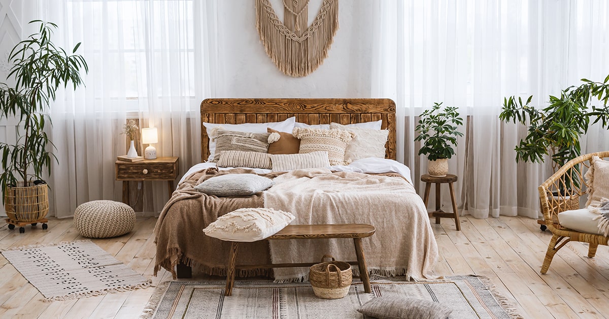 4 Quick and Easy Ways to Declutter the Bedroom 